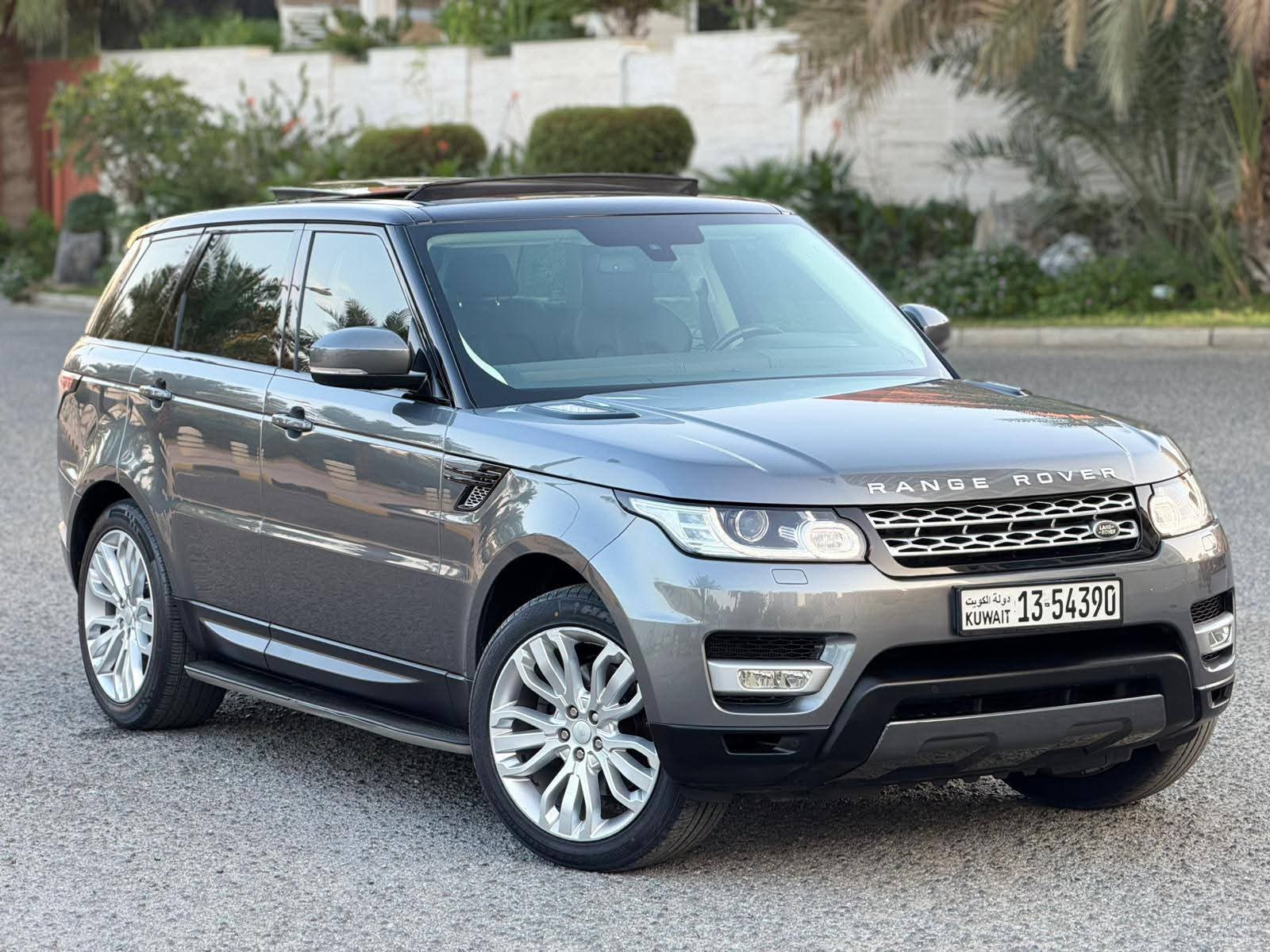 للبيع جيب رنج روفر سبورت