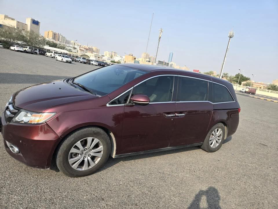 سياره للبيع