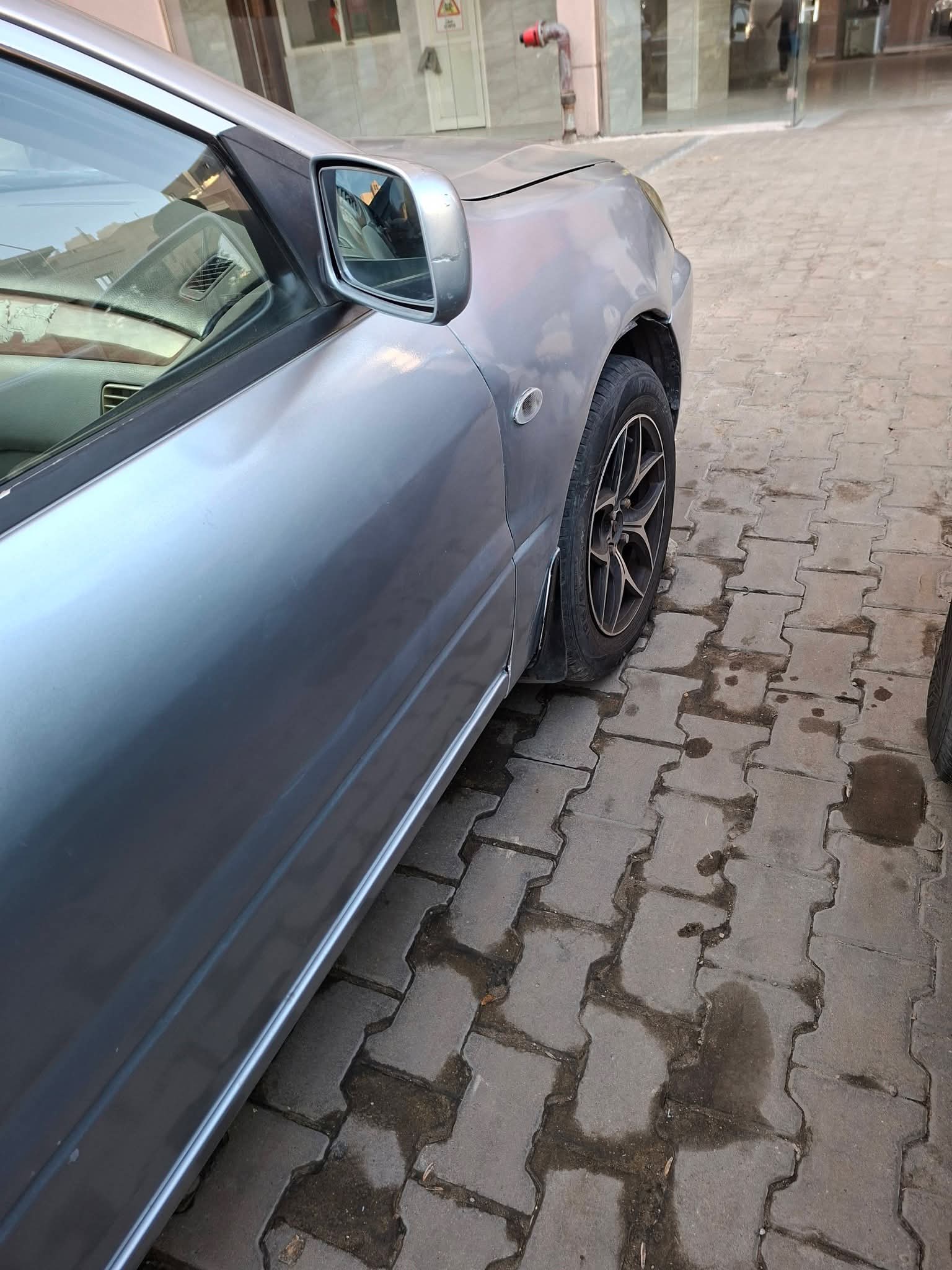 سيارة لانسر موديل 2011