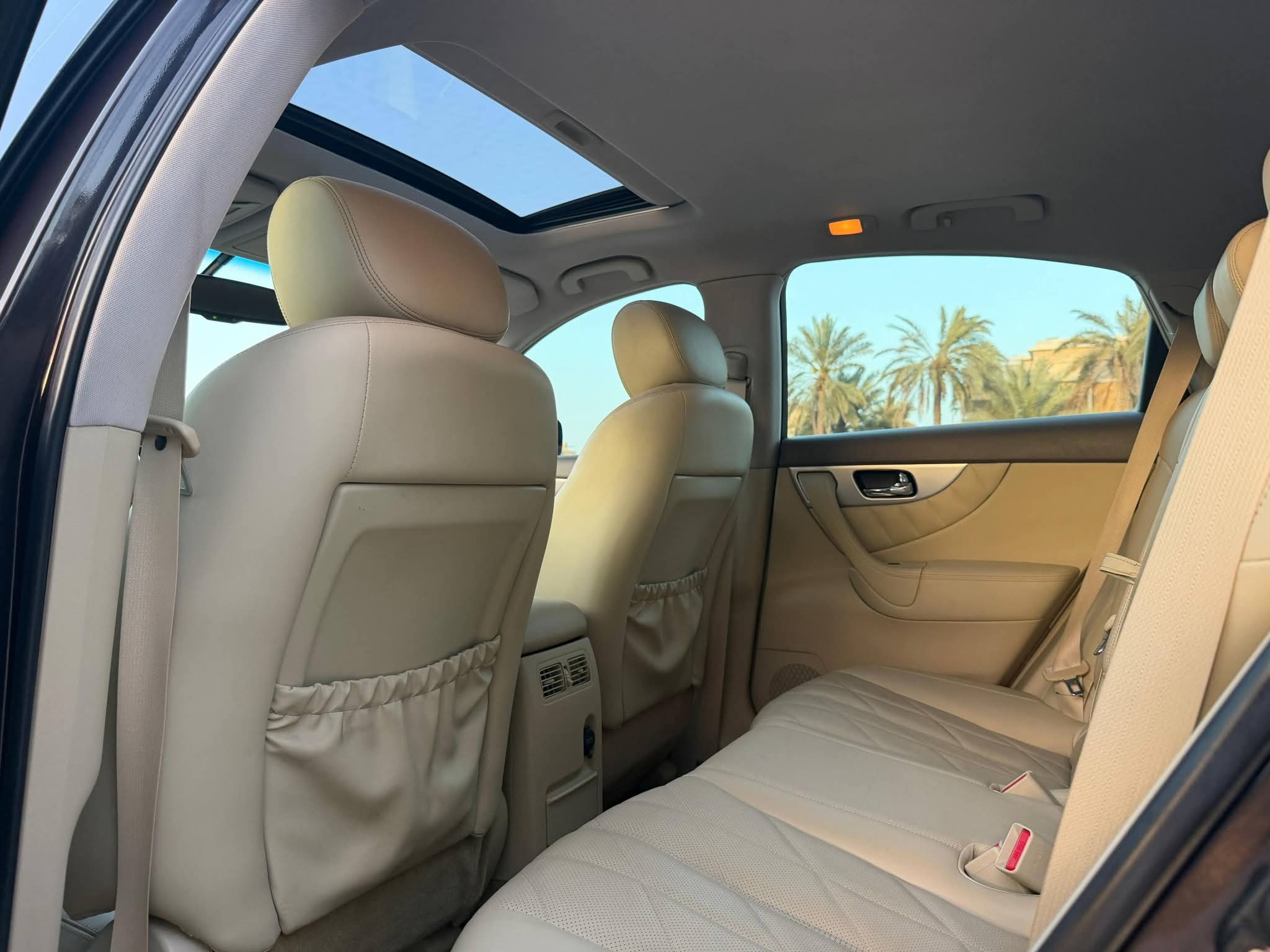 للبيع جيب انفنتي QX70S مديل ٢٠١٦ - صورة 10