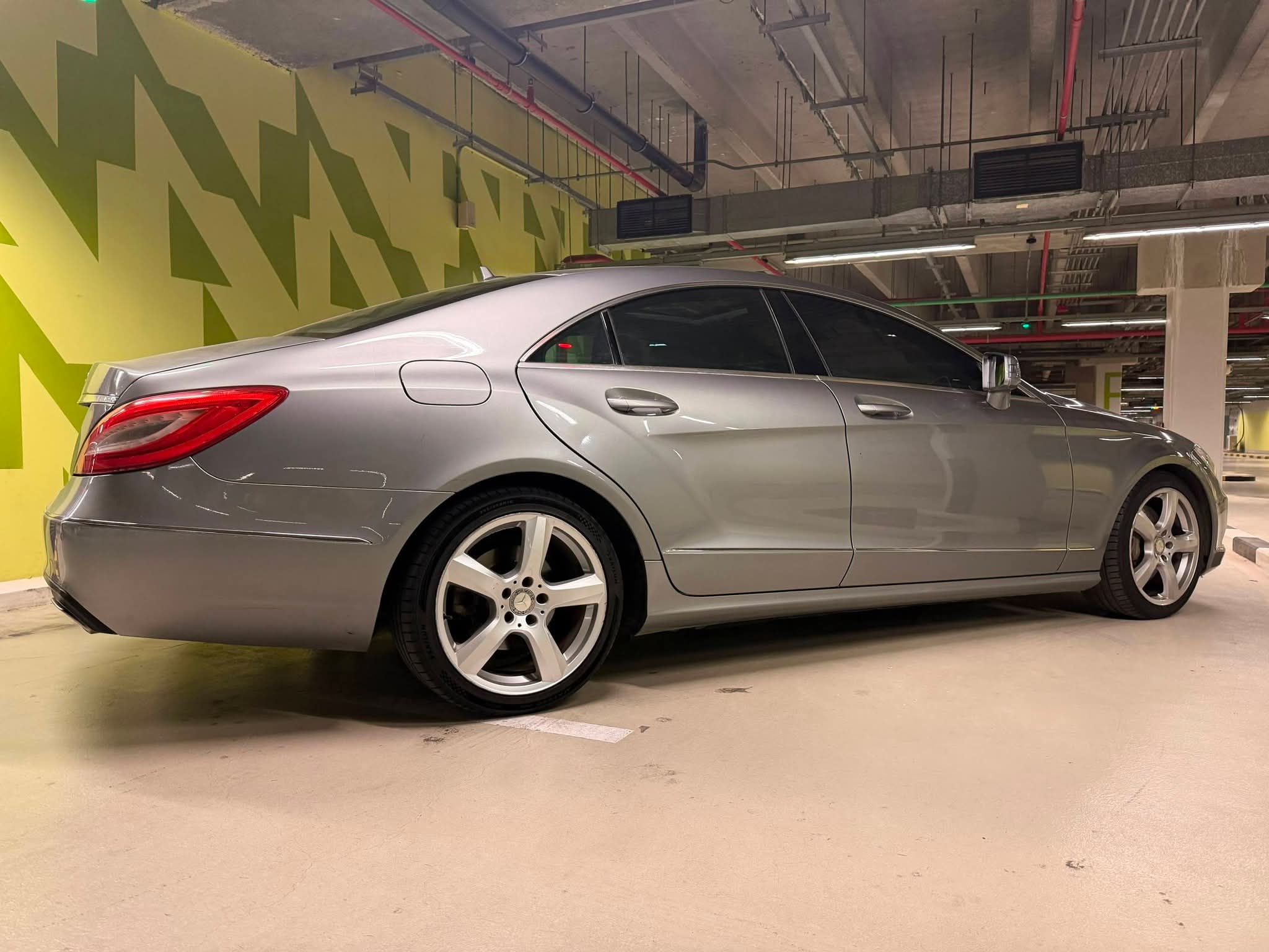 للبيع سياره مرسيدس CLS  350 مديل ٢٠١٣ - صورة 7