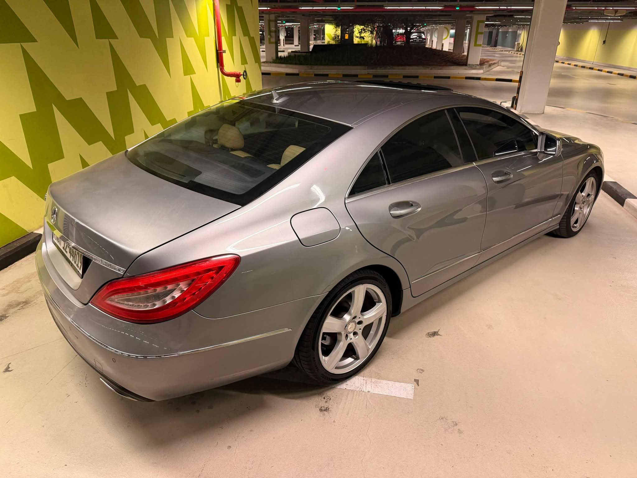 للبيع سياره مرسيدس CLS  350 مديل ٢٠١٣ - صورة 5