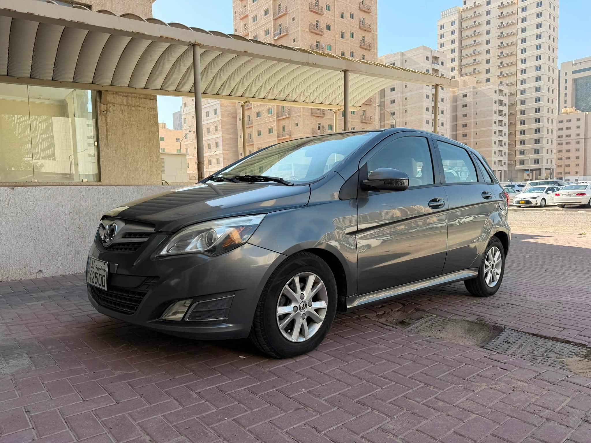 بايك هاتشباك A115 موديل 2015