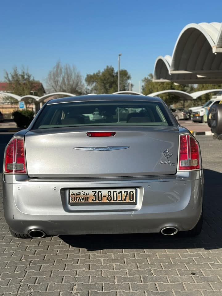 كرايزلر c300 موديل 2014 - صورة 6