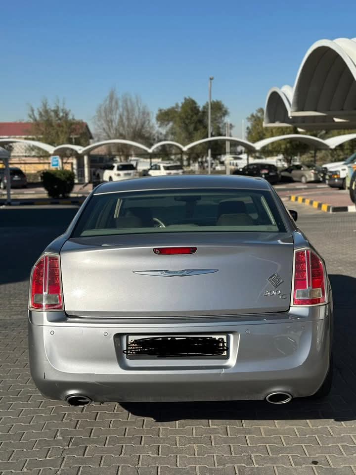 كرايزلر c300 موديل 2014 - صورة 5