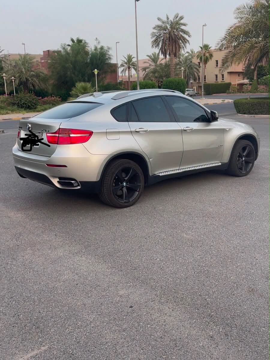 للبيع    BMW X6 50i  twin turbo V8. موديل ٢٠٠٩ - صورة 3