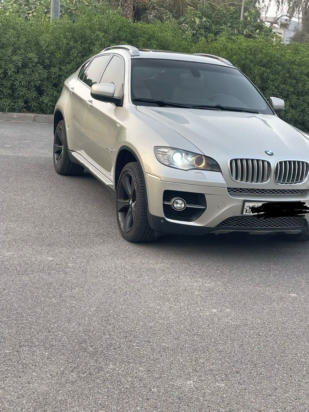 للبيع    BMW X6 50i  twin turbo V8. موديل ٢٠٠٩ - صورة 5