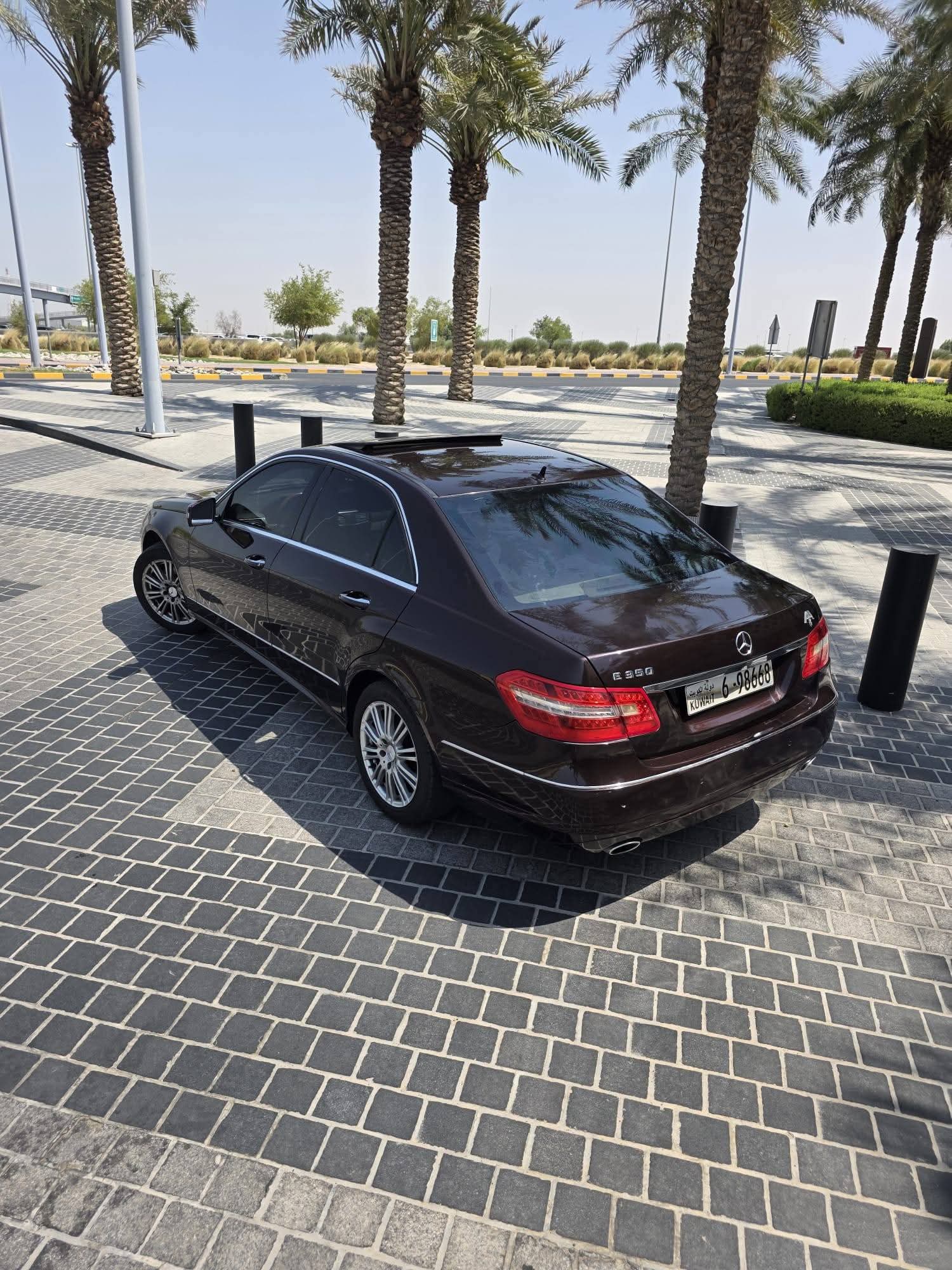 للبيع سياره مرسيدس E350 مديل ٢٠١٠ - صورة 10