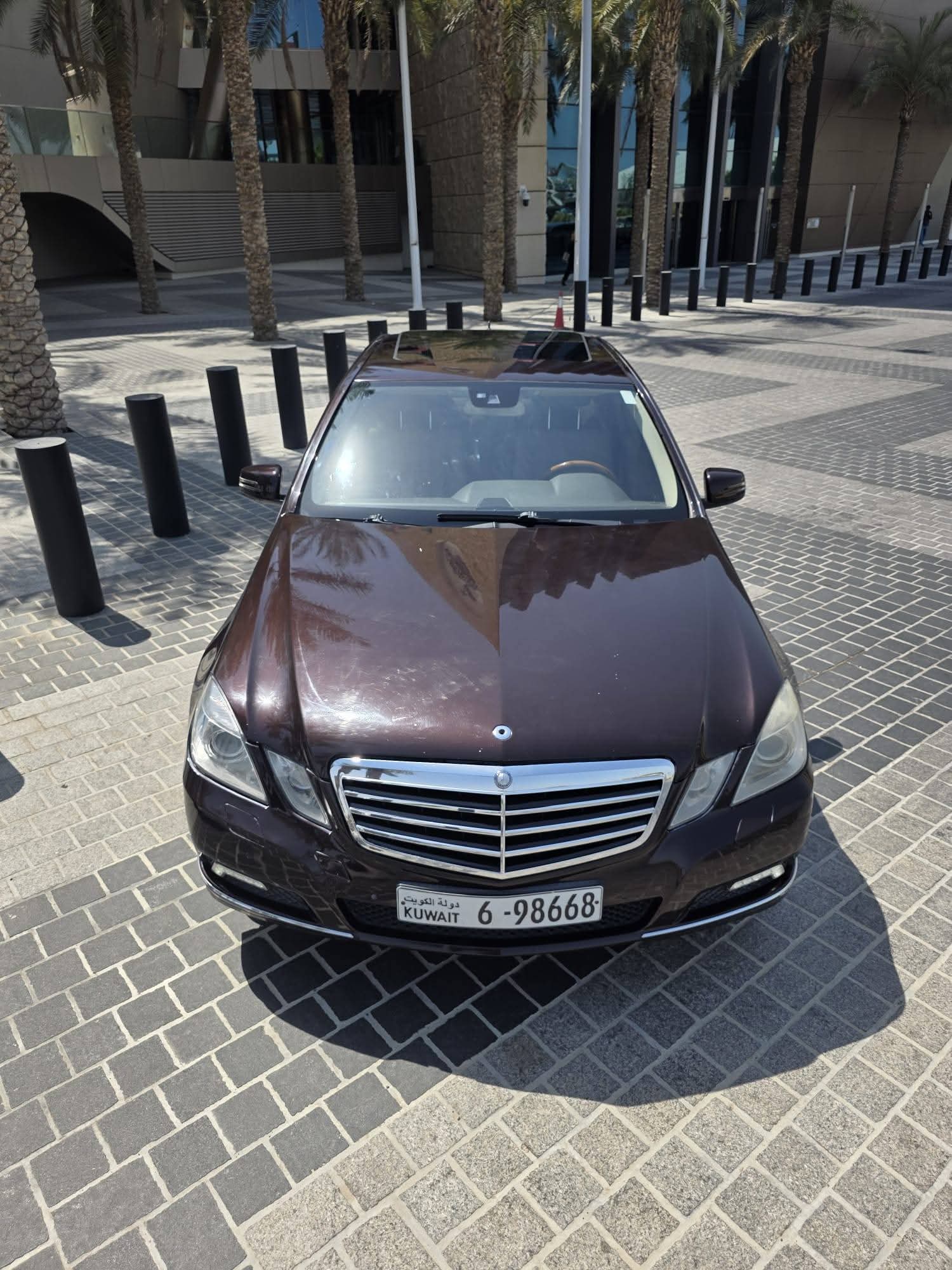 للبيع سياره مرسيدس E350 مديل ٢٠١٠