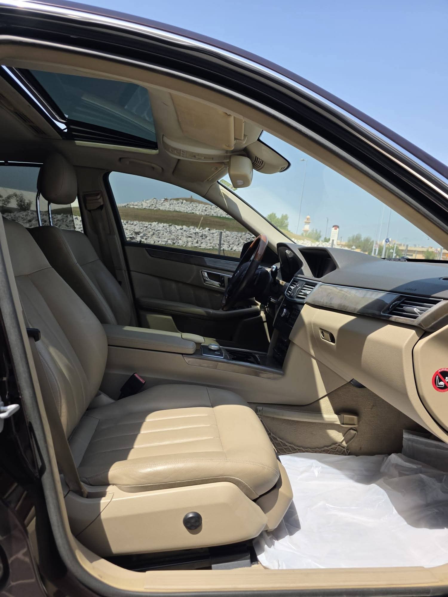 للبيع سياره مرسيدس E350 مديل ٢٠١٠ - صورة 14
