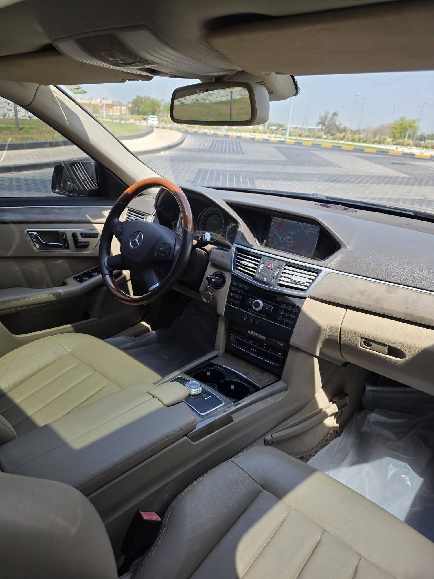 للبيع سياره مرسيدس E350 مديل ٢٠١٠ - صورة 13