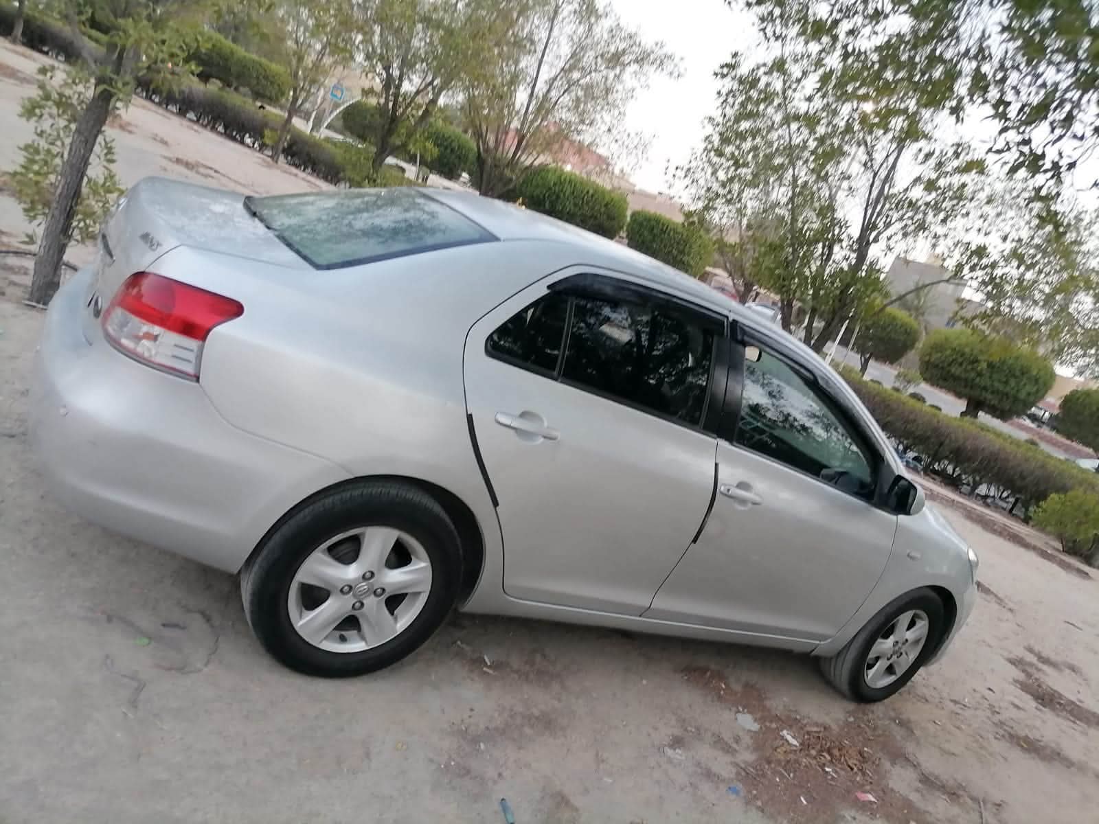 للبيع يارس 2008 - صورة 5