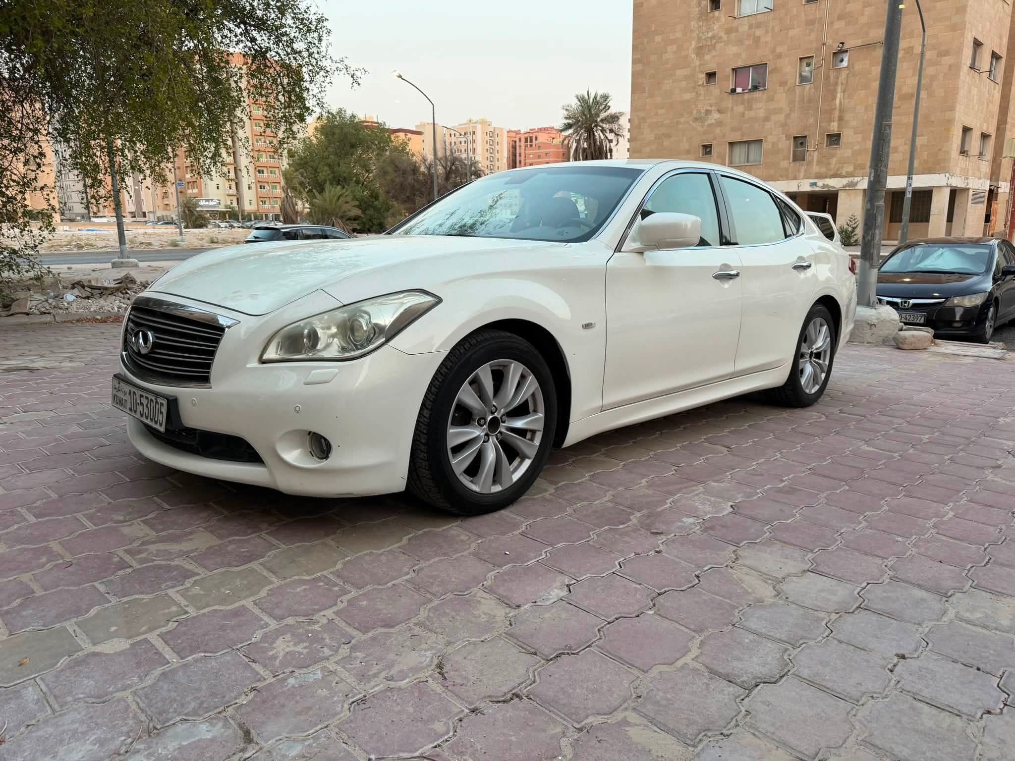 إنفينيتي M56s (Top Sport Edition)  الموديل: 2011