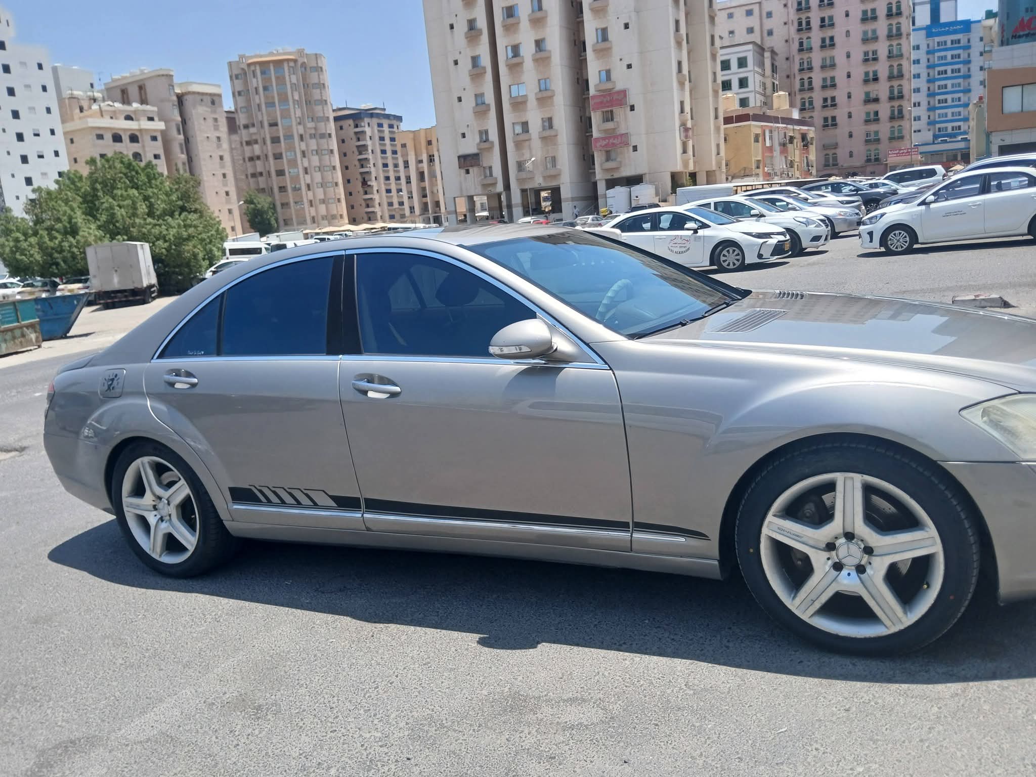 للبيع سيارة مرسيدس بنز  موديل 2006 - صورة 4