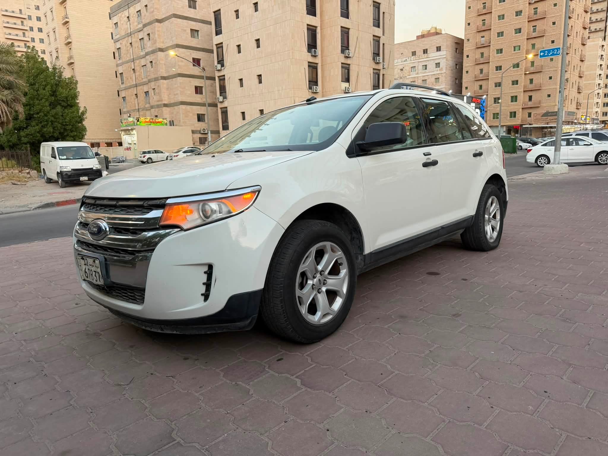 جيب فورد أيدج  موديل 2013 اللون ابيض