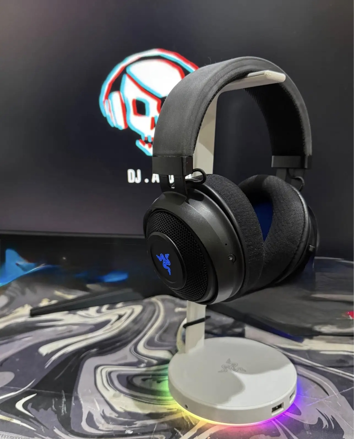 سماعات قويه وواضحة